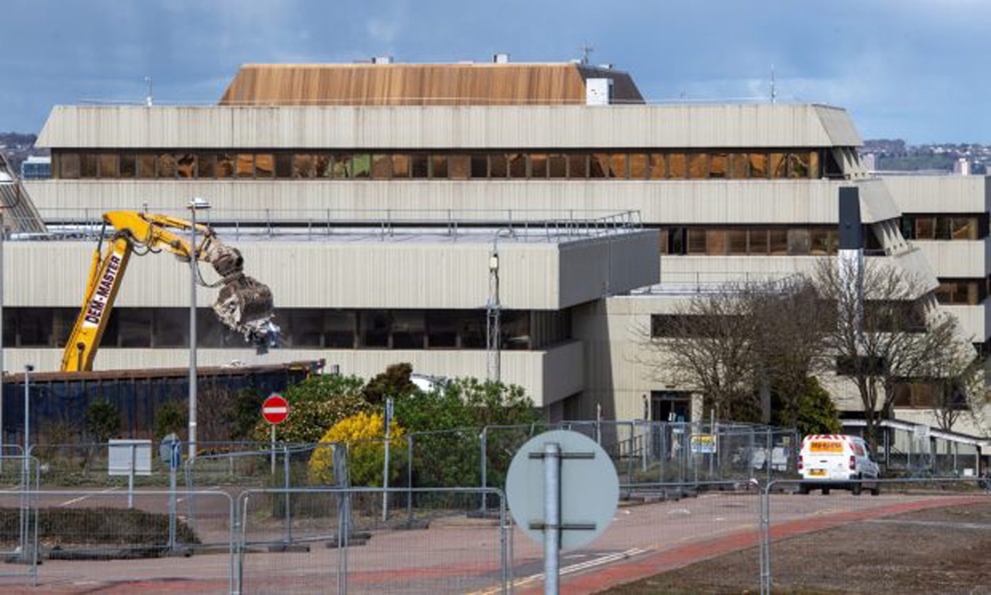 New images show demolition of Aberdeen’s landmark Shell HQ